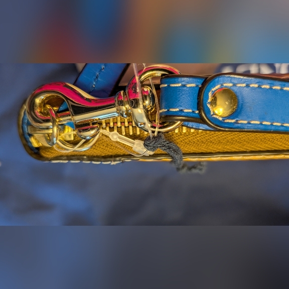 Dooney and Bourke Beacon Woven/Vachetta Tote Set in FRENCH BLUE - Picture 10 of 12